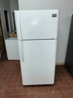 FRIGIDAIRE Fridge