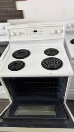 FRIGIDAIRE FRIGIDAIRE – Model NF53820390 Stove - View 5