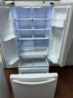 SAMSUNG Fridge - View 3