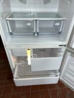 SAMSUNG Fridge - View 4