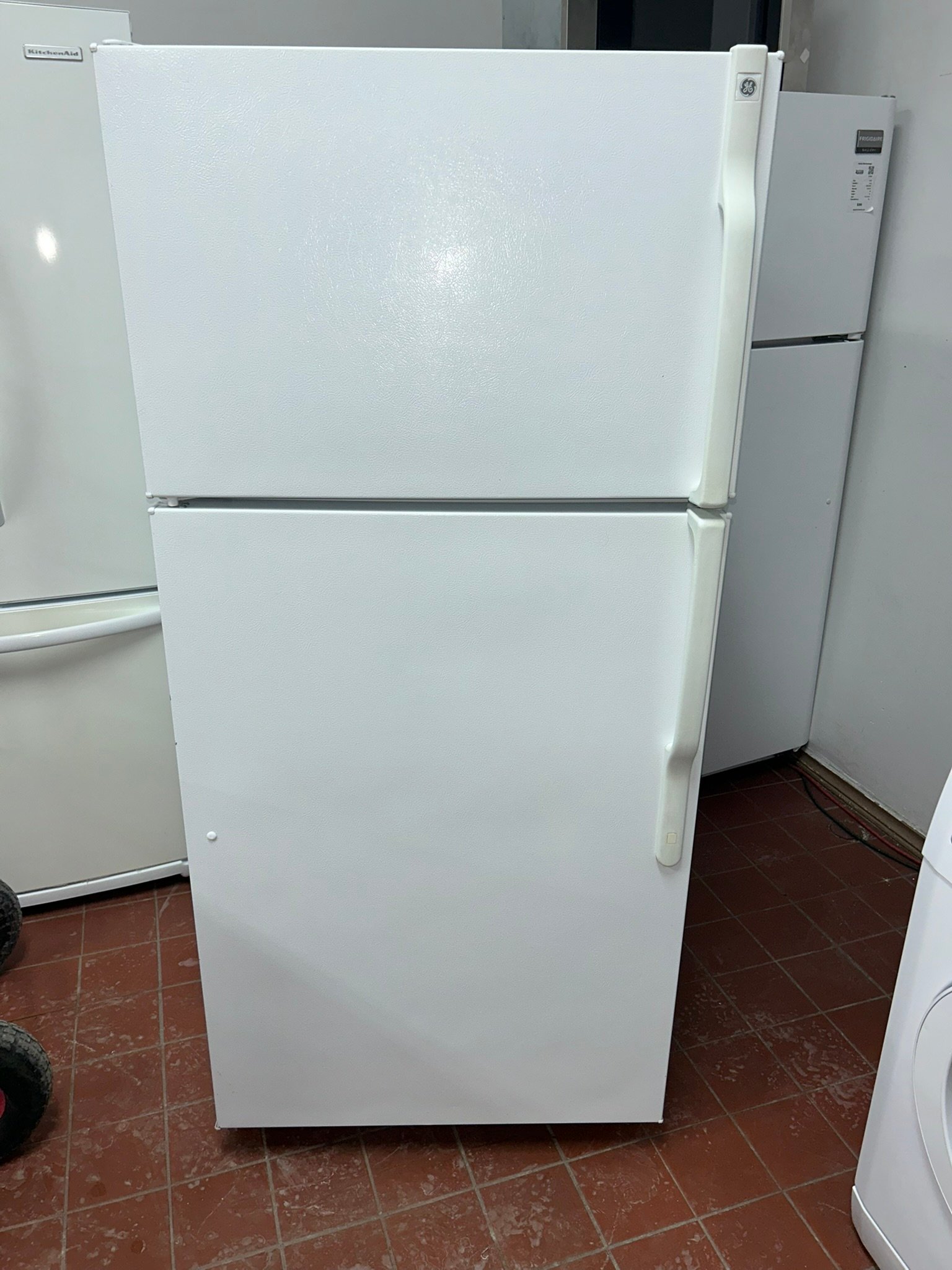 GE Fridge GE Fridge