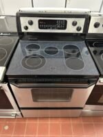 WHIRLPOOL Stove - View 3