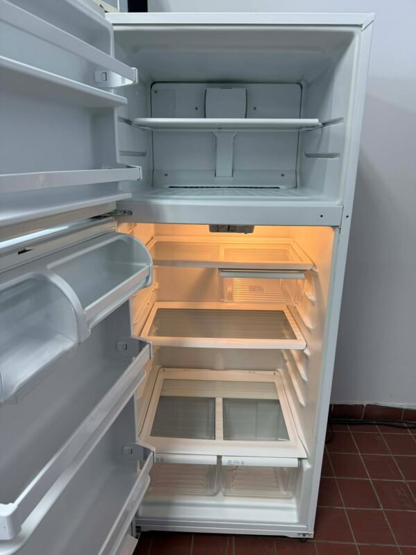 AMANA Fridge - View 2
