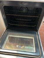 FRIGIDAIRE Stove - View 2