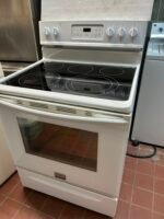 FRIGIDAIRE Stove - View 7