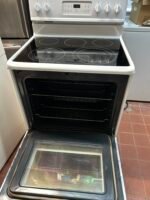 FRIGIDAIRE Stove - View 4