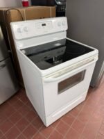 FRIGIDAIRE Stove - View 2