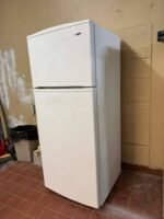 AMANA Fridge - View 4