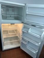 WHIRLPOOL Fridge - View 3