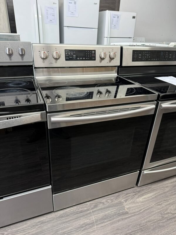 SAMSUNG Stove - View 2