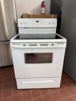 FRIGIDAIRE Stove