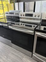 SAMSUNG Stove - View 3