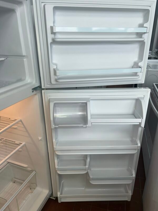 AMANA Fridge - View 2