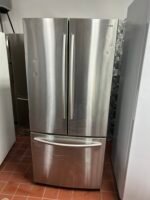 SAMSUNG Fridge - View 2