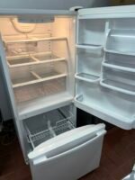 WHIRLPOOL Fridge - View 2