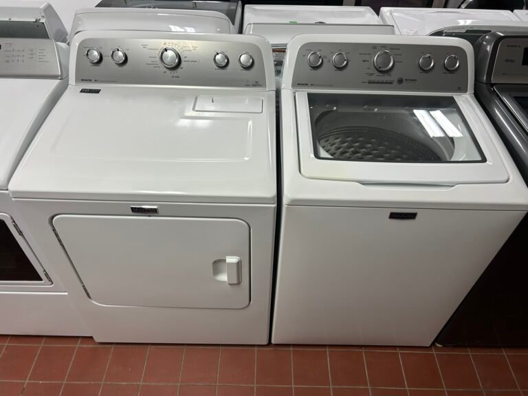 MAYTAG Washer Dryer - View 2
