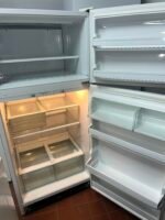 WHIRLPOOL Fridge - View 5
