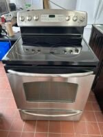 GE Stove