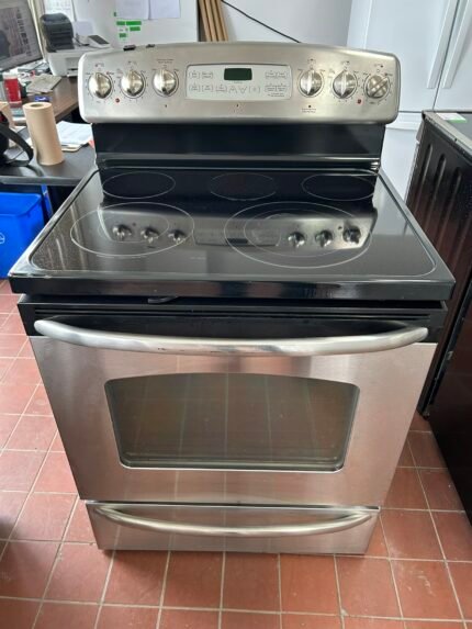 GE Stove