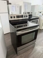 SAMSUNG Stove - View 2