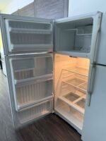 HOTPOINT Fridge - View 2