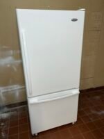 WHIRLPOOL Fridge - View 4