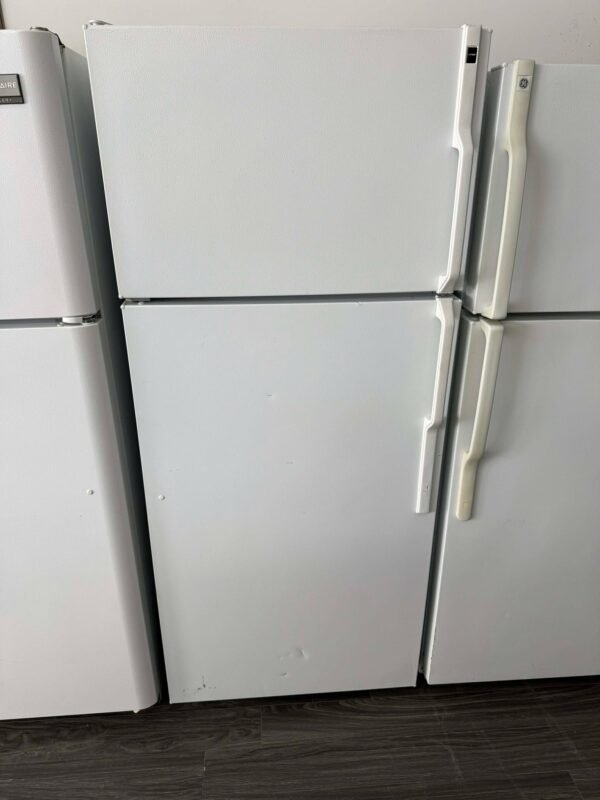 HOTPOINT Fridge
