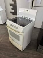 GE Stove - View 4