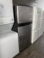 WHIRLPOOL Fridge - View 5