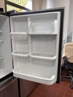WHIRLPOOL Fridge - View 4