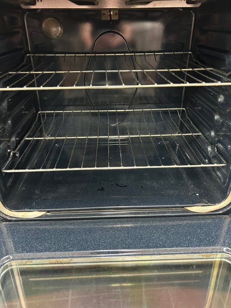 SAMSUNG Stove - View 2
