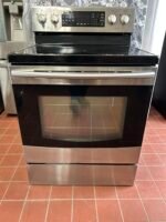 SAMSUNG Stove - View 4