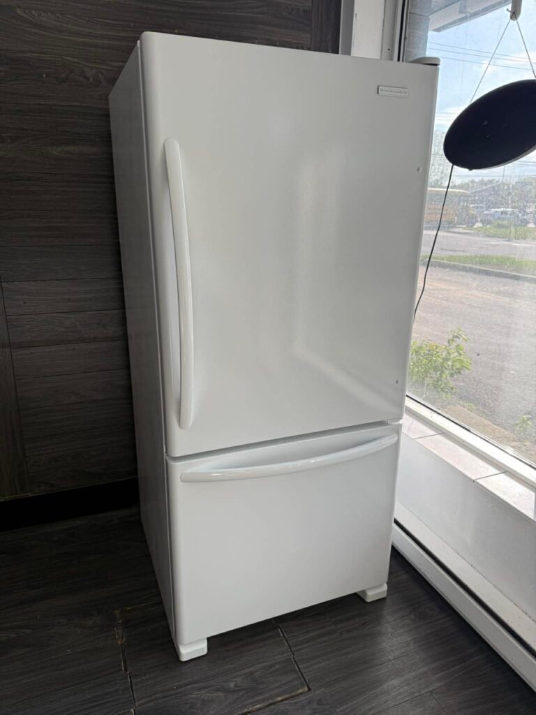 KITCHENAID Fridge - View 2