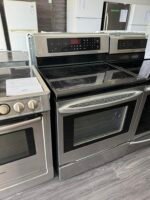LG Stove - View 4