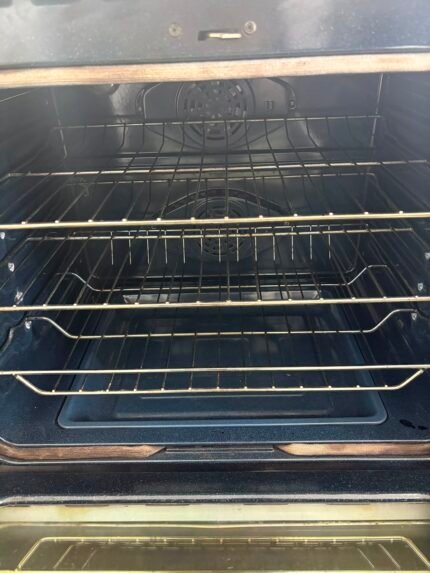 SAMSUNG Stove - View 2