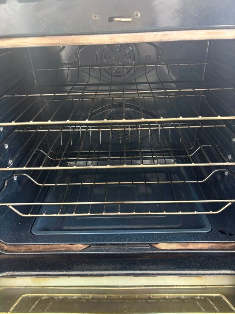 SAMSUNG Stove - View 2