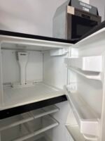WHIRLPOOL Fridge - View 2