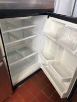 WHIRLPOOL Fridge - View 3