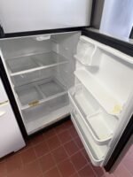 FRIGIDAIRE Fridge - View 3