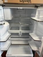 SAMSUNG Fridge - View 2
