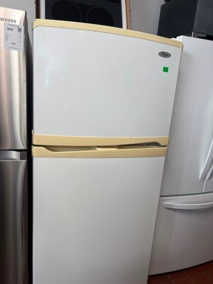 WHIRLPOOL Fridge