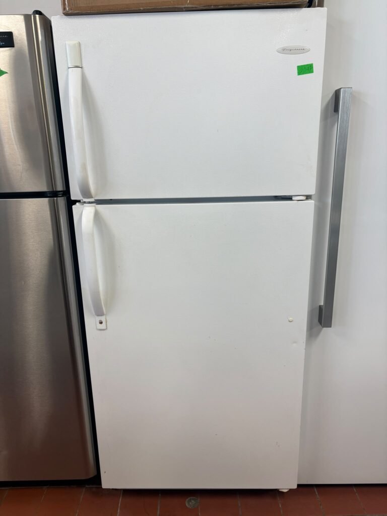 FRIGIDAIRE Fridge