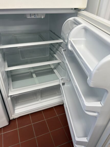 INGLIS Fridge - View 2