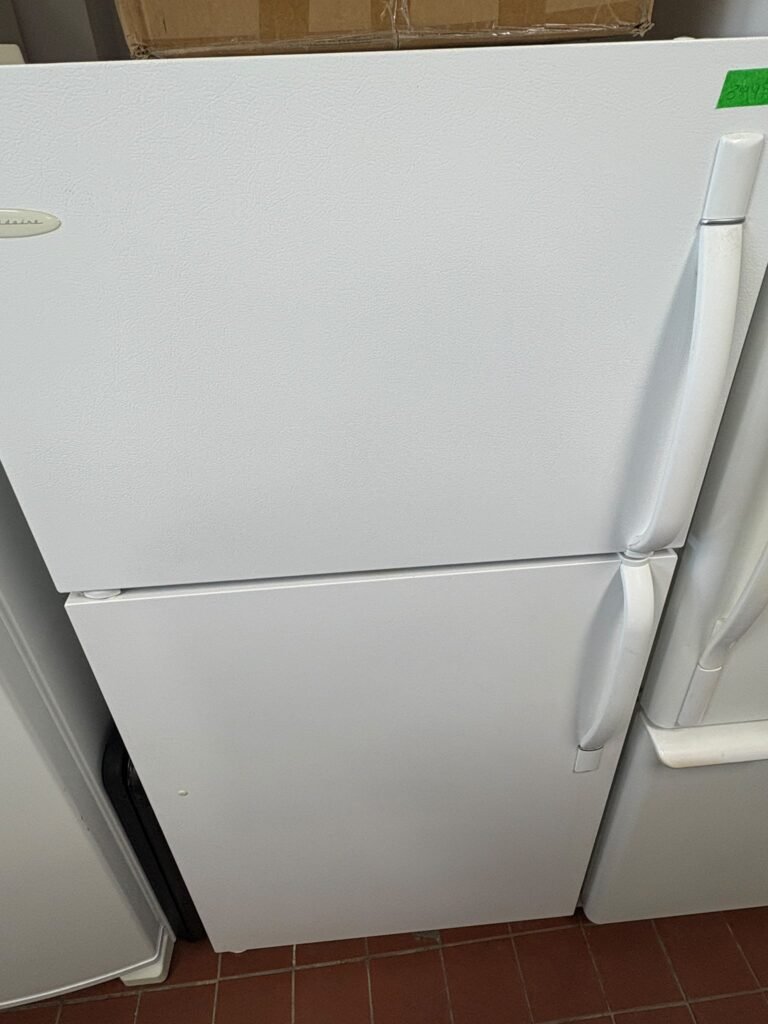 FRIGIDAIRE Fridge