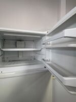 WHIRLPOOL Fridge - View 3