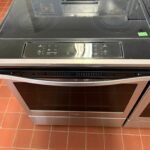 WHIRLPOOL Stove