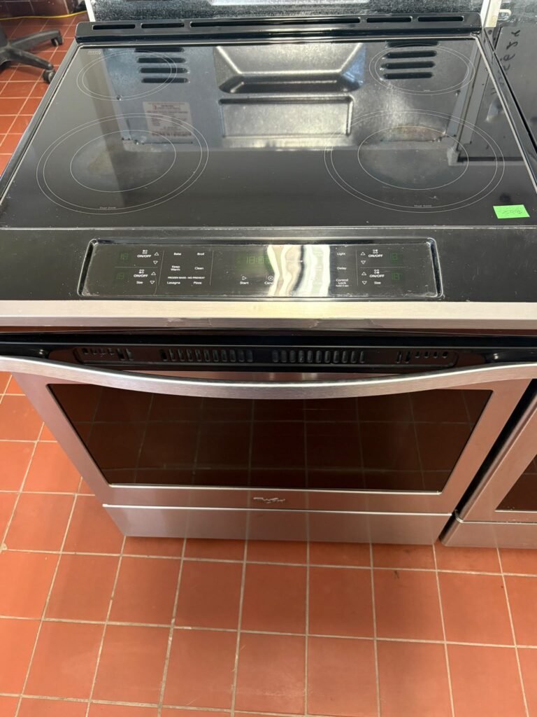WHIRLPOOL Stove