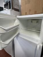 FRIGIDAIRE Fridge - View 4