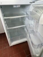 WHIRLPOOL Fridge - View 4